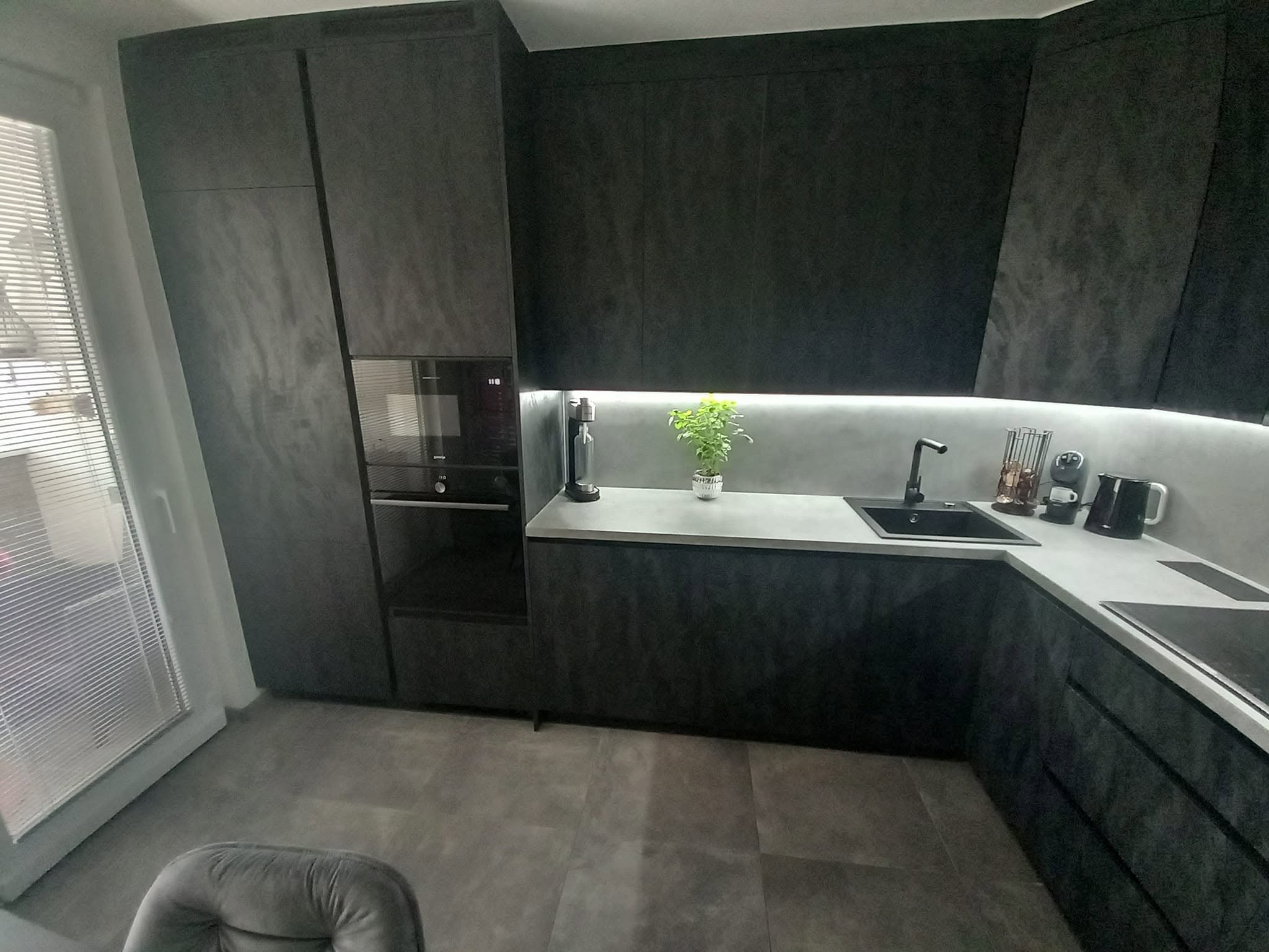 Kuchyňa na mieru č. 116 — Kuchynská linka na mieru