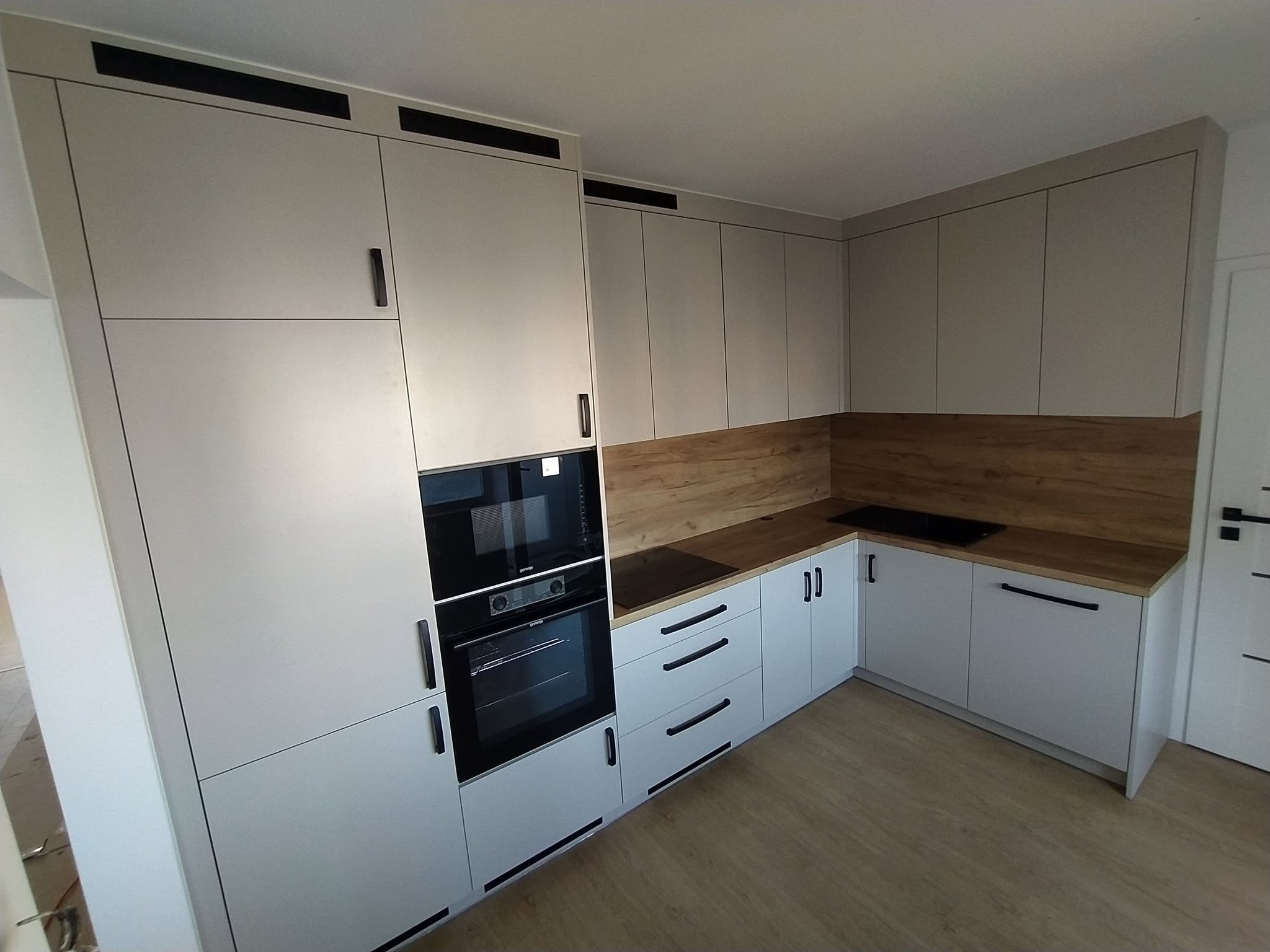 Kuchyňa na mieru č. 138 — Kuchynská linka na mieru