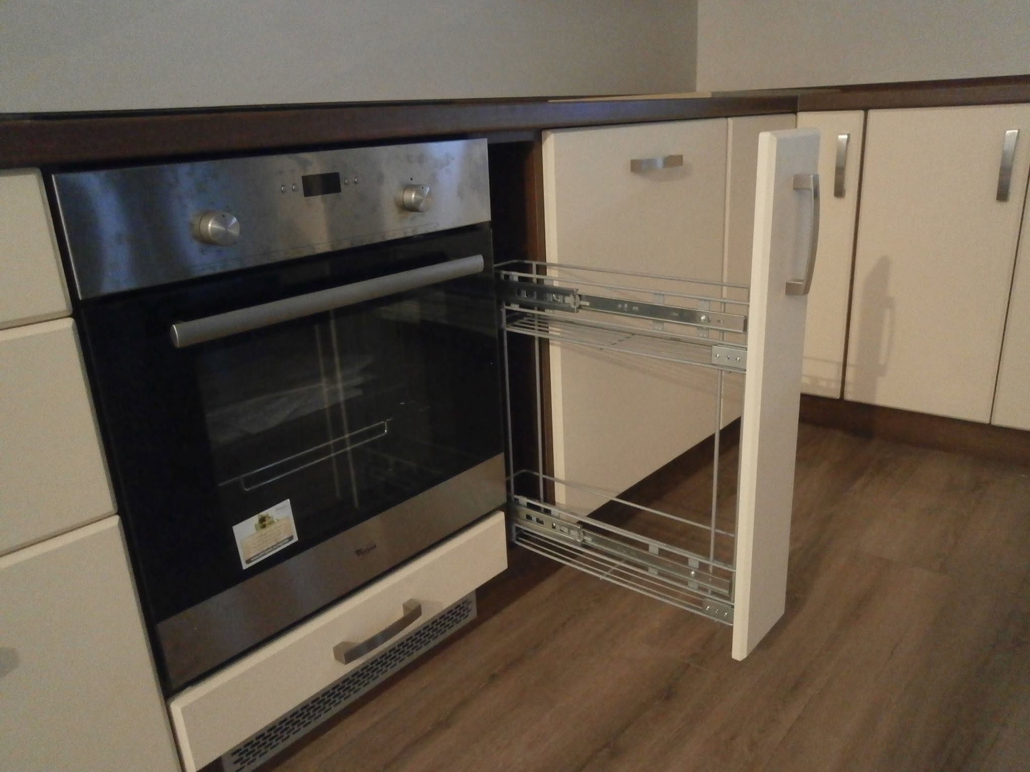 Kuchyňa na mieru č. 209 — Kuchynská linka na mieru
