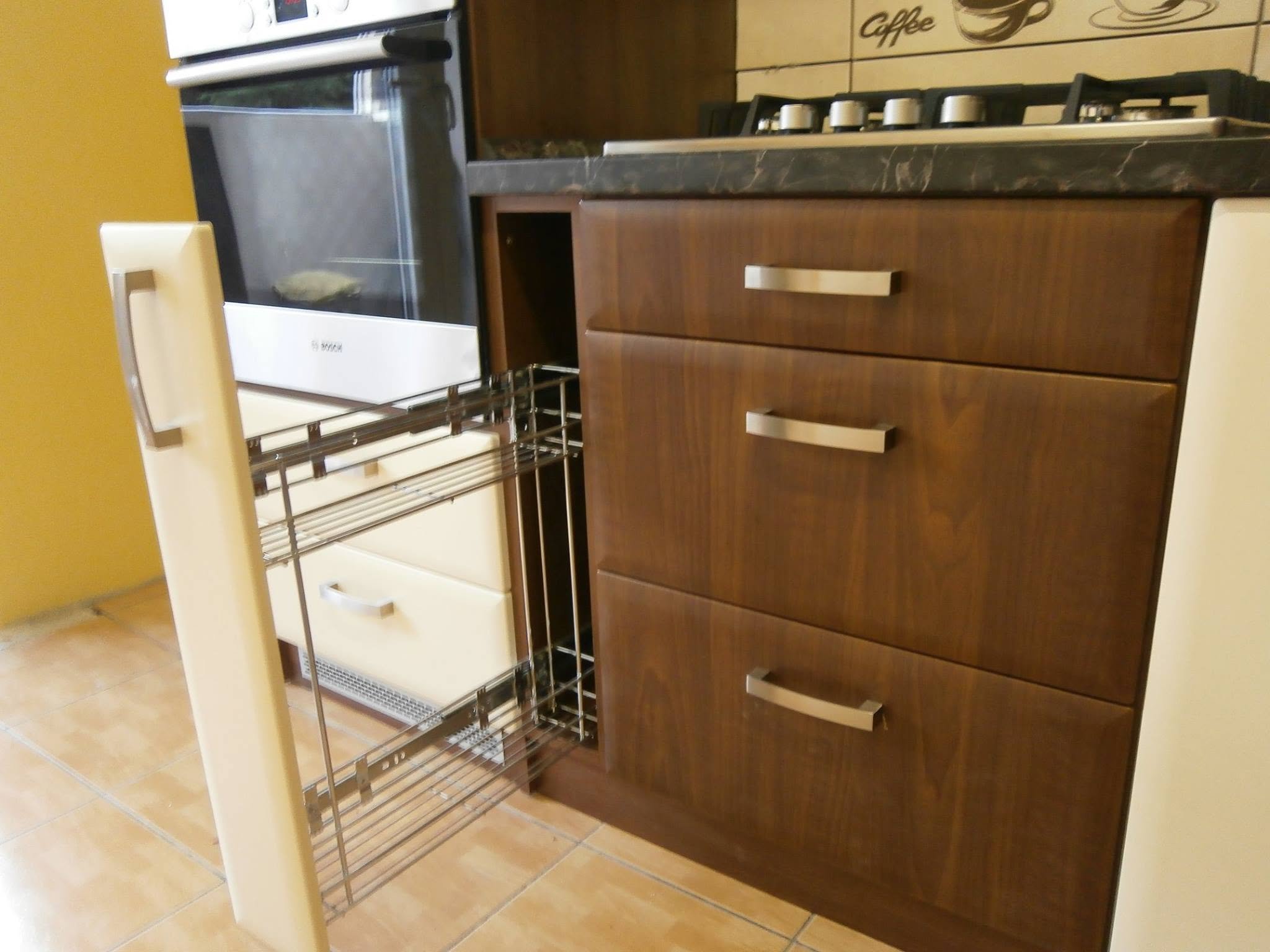 Kuchyňa na mieru č. 215 — Kuchynská linka na mieru