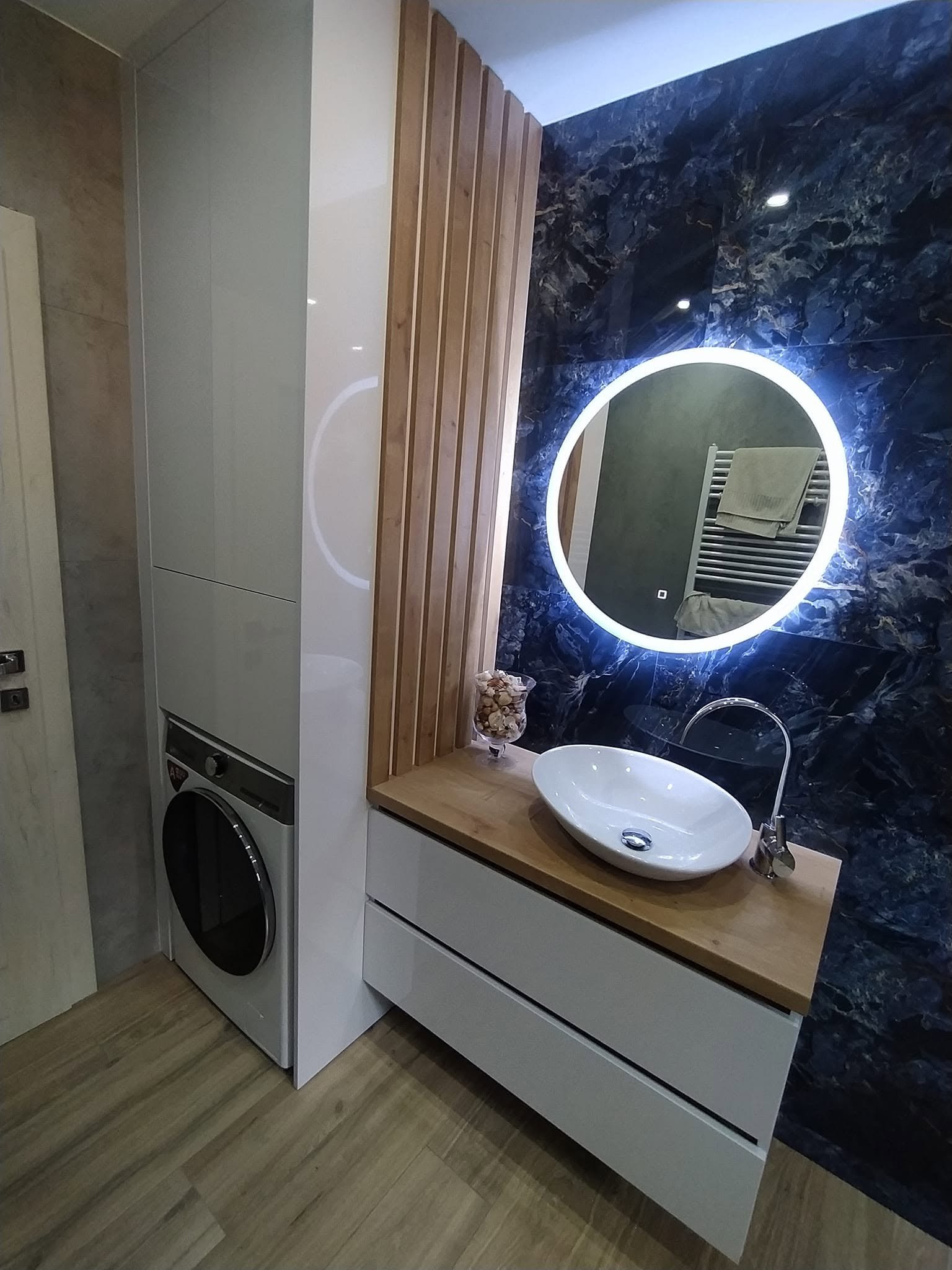 Kúpeľňa na mieru č. 9 — Kúpeľňový nábytok na mieru