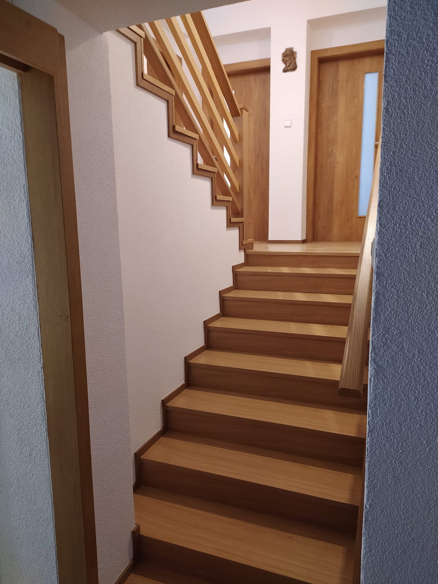 Drevené schodisko č. 50 — 3