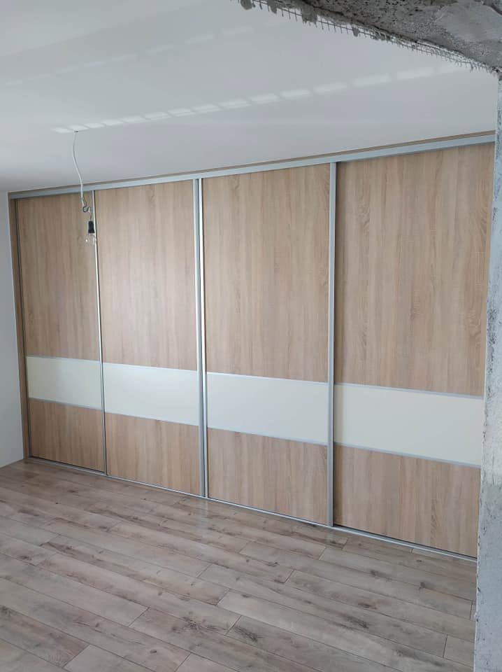 Vstavaná skriňa č. 1 — 5