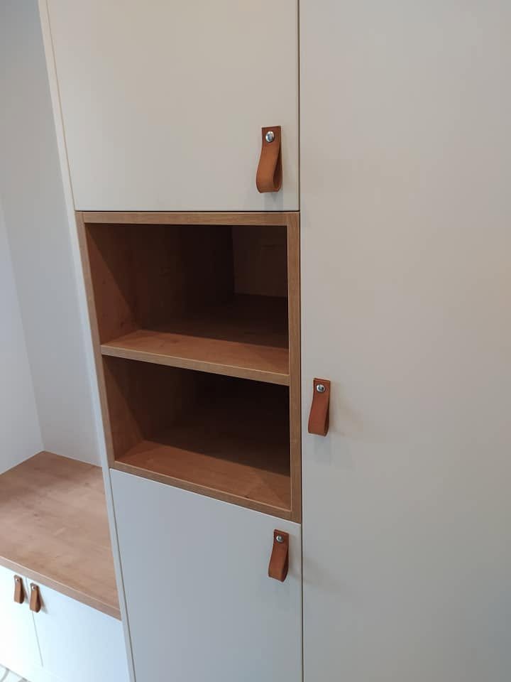 Vstavaná skriňa č. 15 — 2