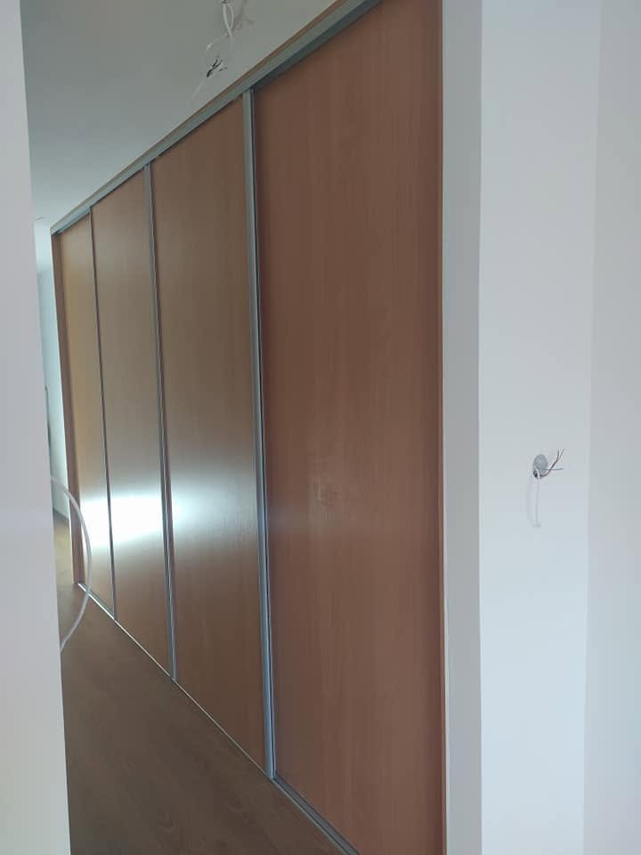 Vstavaná skriňa č. 19 — 2
