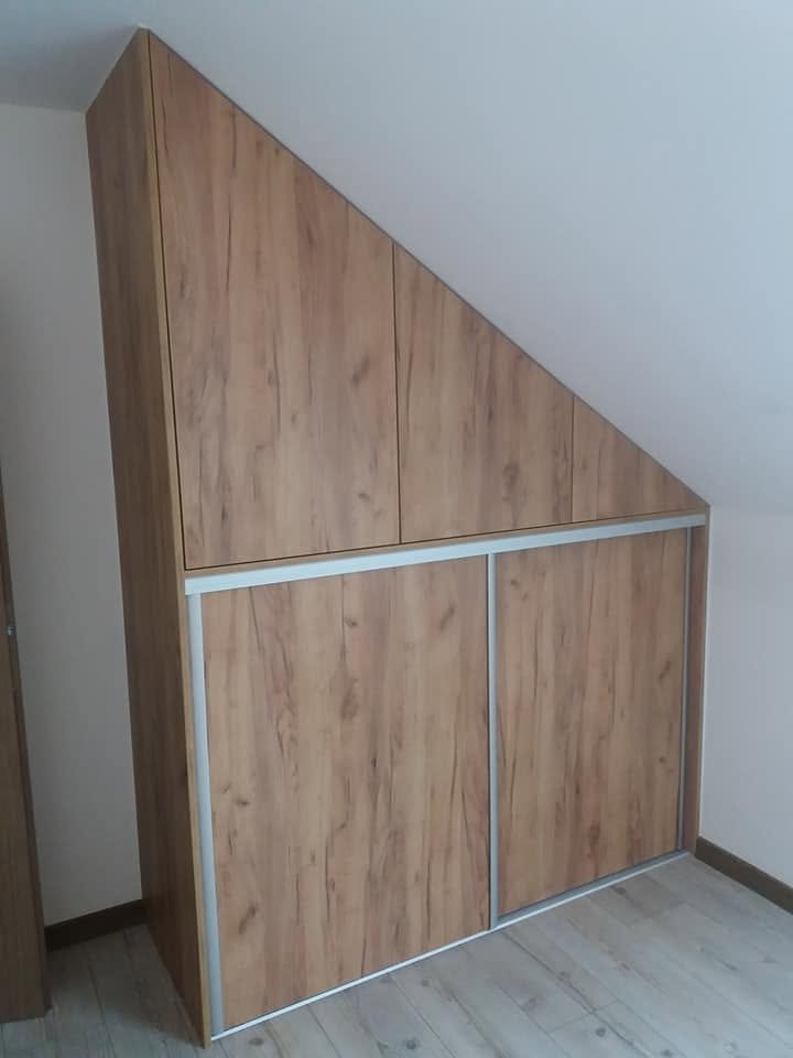 Vstavaná skriňa č. 3 — 4