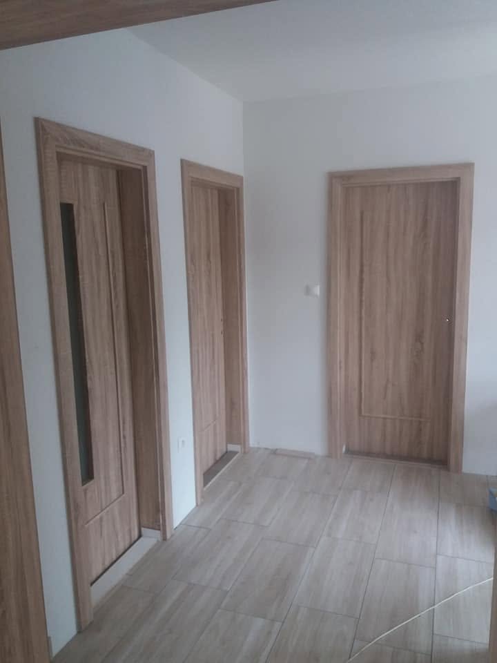 Vstavaná skriňa č. 4 — 6
