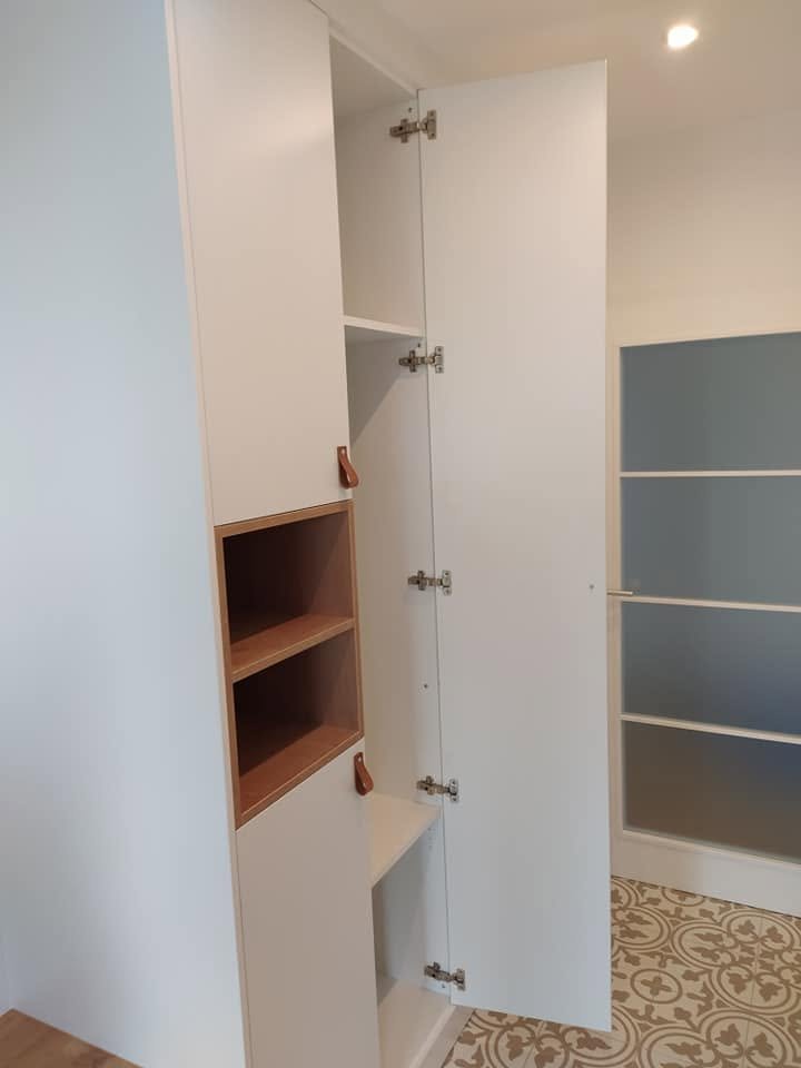 Vstavaná skriňa č. 42 — 4
