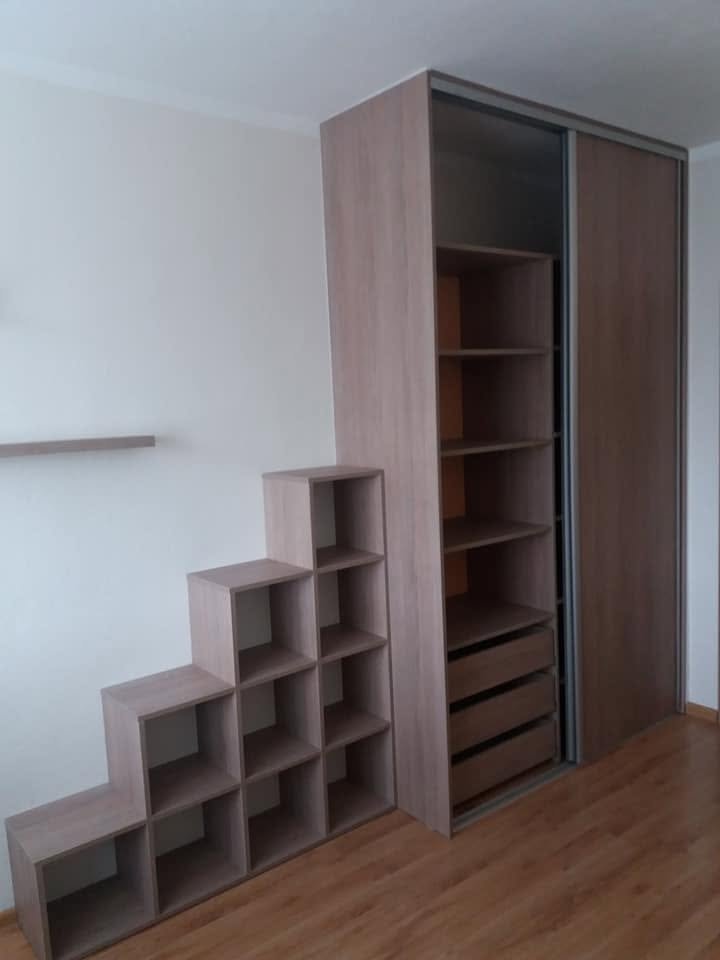 Vstavaná skriňa č. 50 — 4