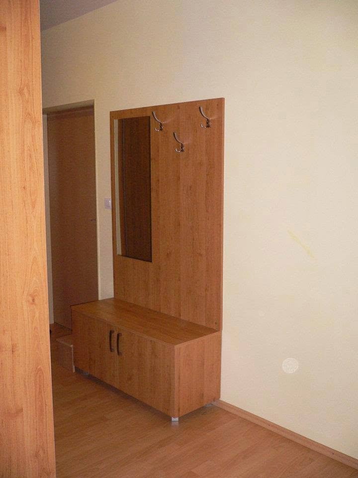 Vstavaná skriňa č. 52 — 3