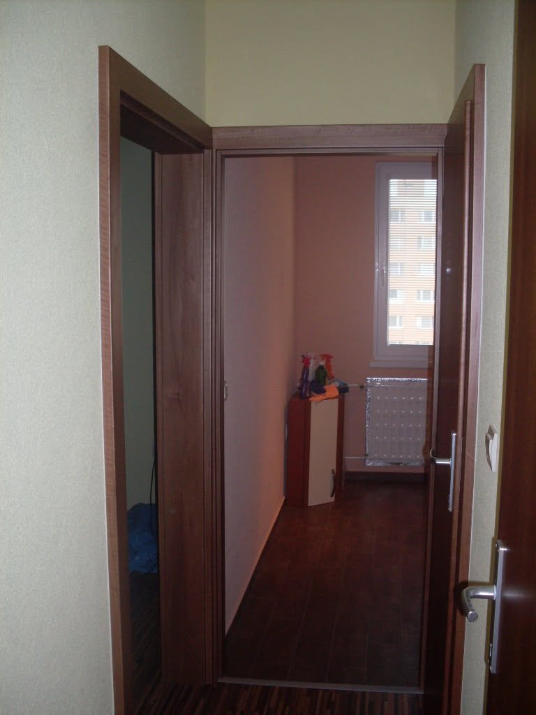 Vstavaná skriňa č. 52 — 6