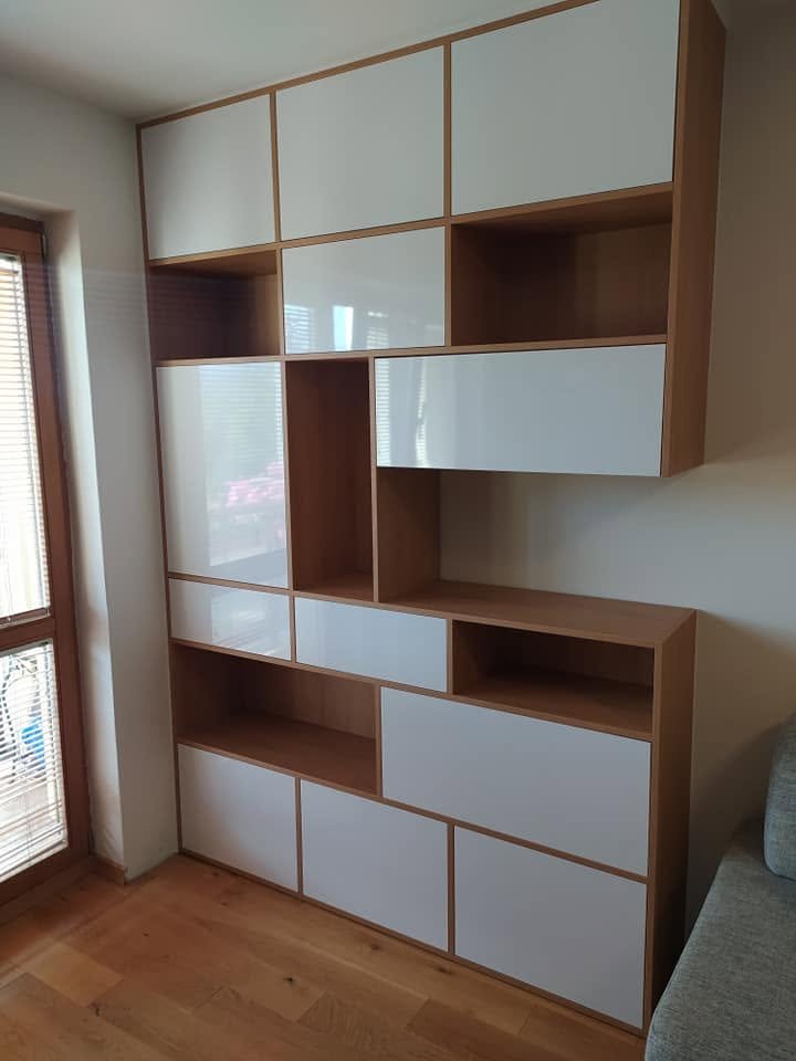 Vstavaná skriňa č. 70 — 2