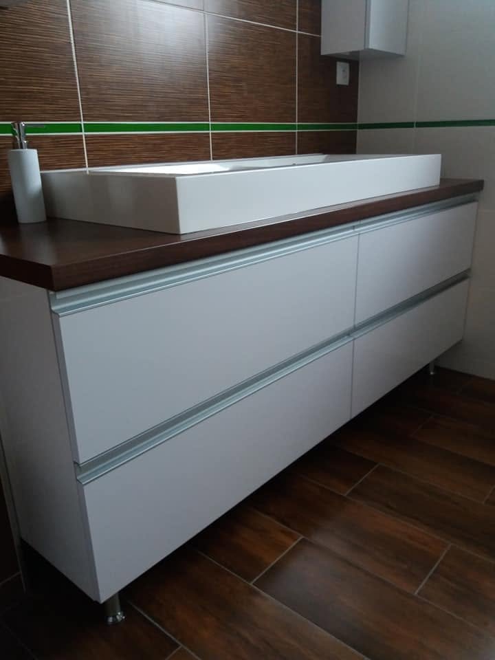 Vstavaná skriňa č. 90 — 4