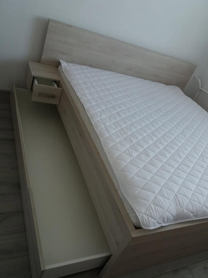 Vstavaná skriňa č. 90 — 5