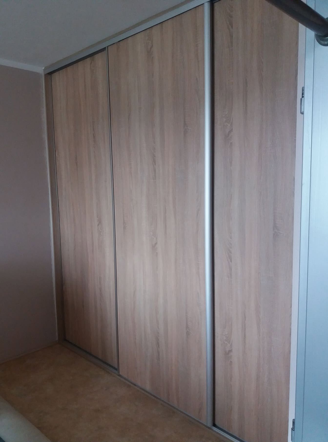 Vstavaná skriňa č. 94 — 4