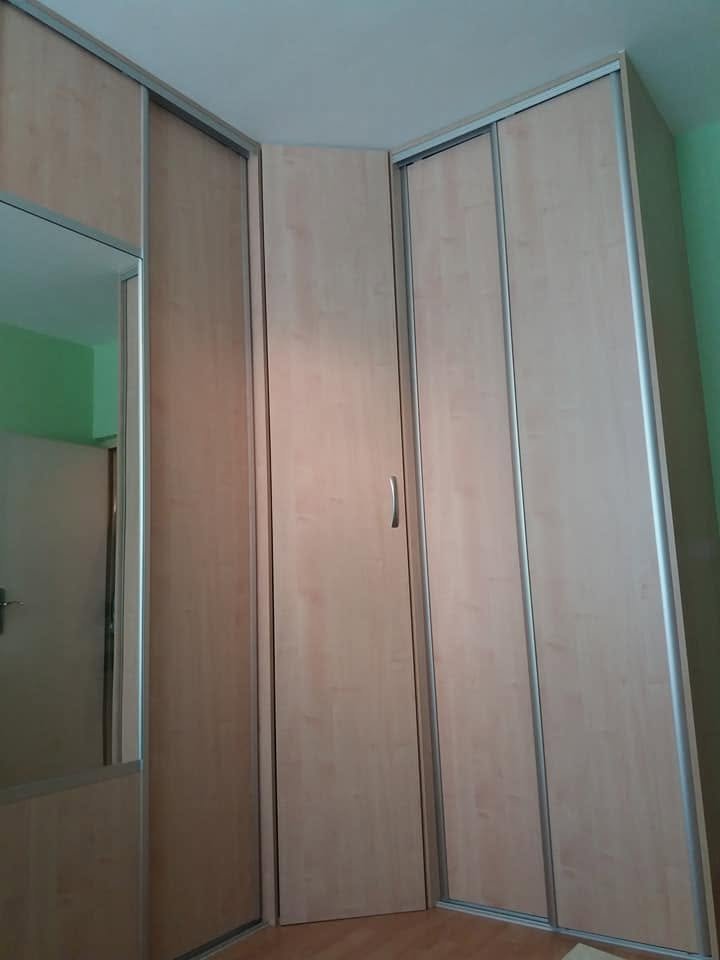 Vstavaná skriňa č. 96 — 6