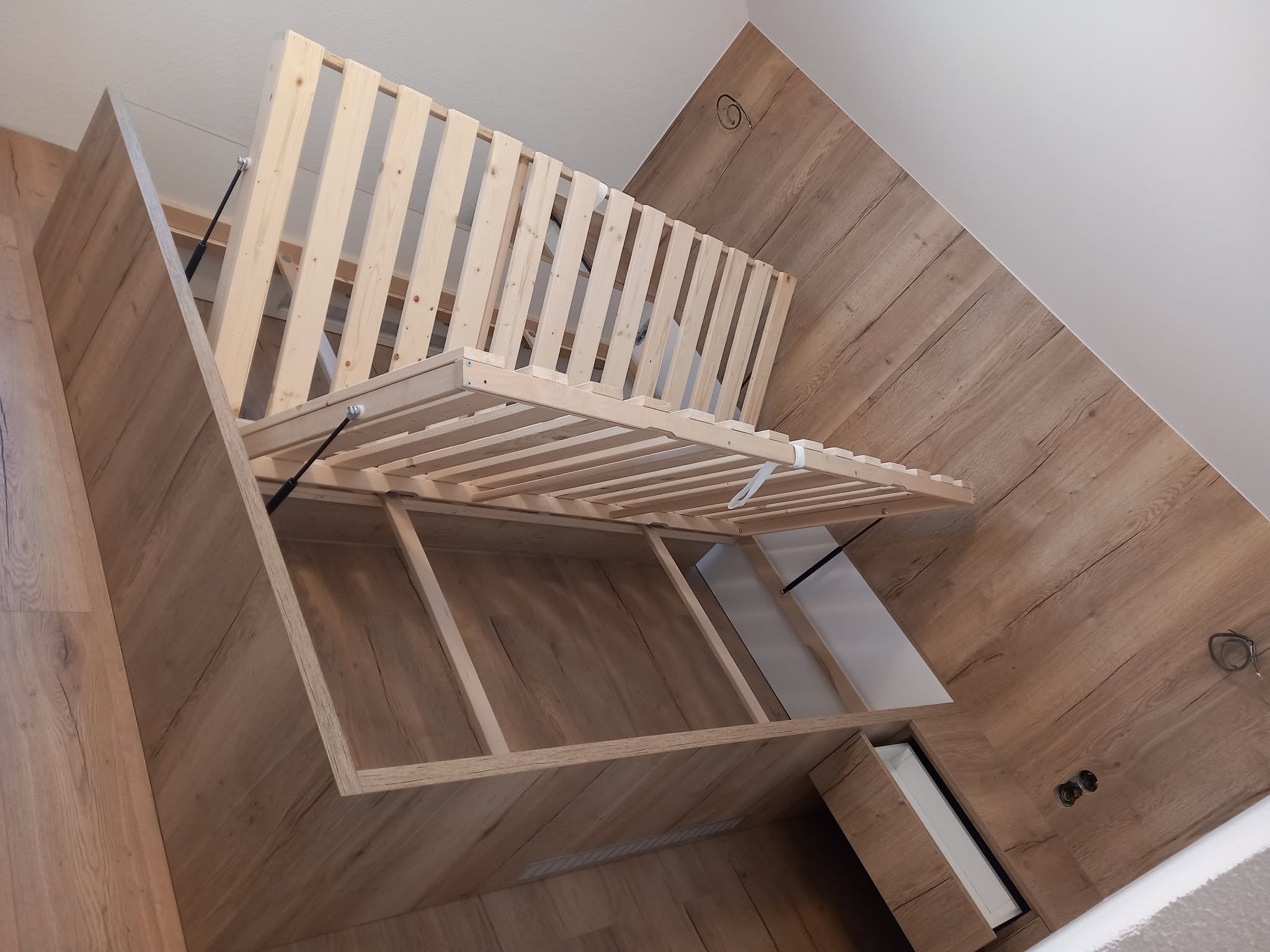 Spálňa na mieru č. 11 — Spálňový nábytok na mieru